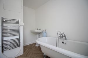 Photo 6- click for photo gallery